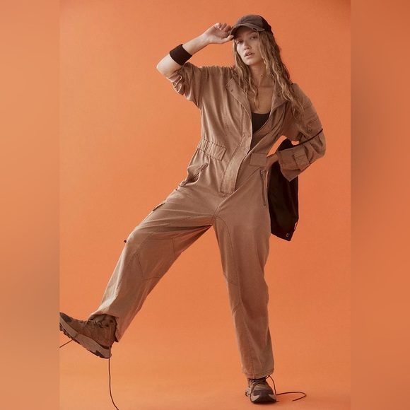 Free People Pants - SOLD NWT Free People Fly High Jumpsuit in Peruvian Walnut size S